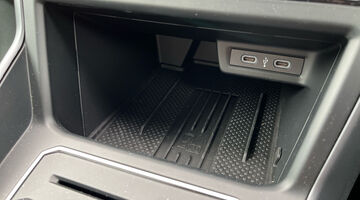 2026 Volkswagen 1.0 TSI Black Edition DSG Euro 6 5-door (Black) - Image: 19