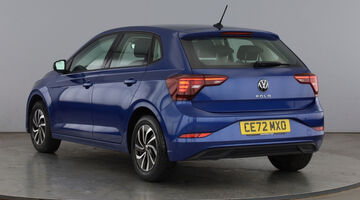 2022 Volkswagen 1.0 TSI Life DSG Euro 6 5-door (Blue) - Image: 3