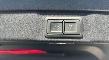 2026 Audi Saloon Vorsprung TFSI 367 PS S tronic (Black) - Image: 17