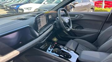 2026 Audi Saloon Vorsprung TFSI 367 PS S tronic (Black) - Image: 2