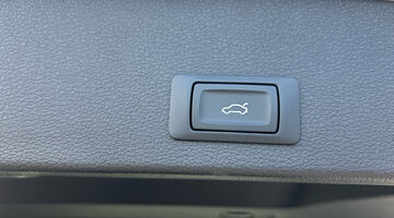 2025 Audi TFSI CoD 35 Black Edition S Tronic Euro 6 5-door (White) - Image: 20