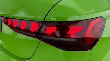 2026 Audi RS 3 Sportback Carbon Black 400 PS S tronic (Green) - Image: 32