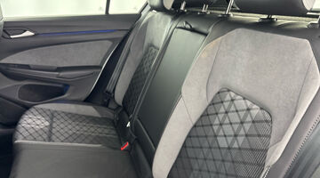 2023 Volkswagen TSI R-Line Euro 6 5-door (White) - Image: 32
