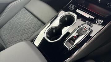 2026 Audi 2.0 TFSI Edition 1 S Tronic Euro 6 5-door (Red) - Image: 12