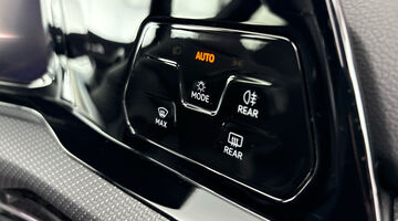 2023 Volkswagen TSI R-Line Euro 6 5-door (White) - Image: 21