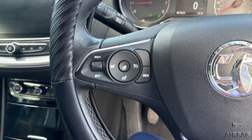 2020 Vauxhall Turbo SRi Nav Euro 6 5-door (Blue) - Image: 35
