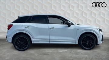 2025 Audi TFSI CoD 35 Black Edition S Tronic Euro 6 5-door (White) - Image: 4