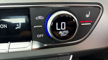 2021 Audi 2.0 TDI 35 Sport S Tronic Euro 6-door (White) - Image: 14