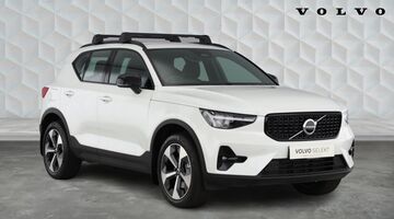 2026 Volvo 2.0 B3 MHEV Plus Dark DCT Auto Euro 6 5-door (White) - Image: 1
