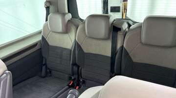 2024 Volkswagen 1.4 TSI eHybrid Style 5-door LWB DSG (Grey) - Image: 37