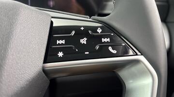 2025 Audi 2.0 TDI Sport S Tronic quattro Euro 6 5-door (Black) - Image: 23