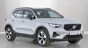 2025 Volvo 2.0 B4 MHEV Plus Dark DCT Auto Euro 6 5-door (Grey) - Image: 1