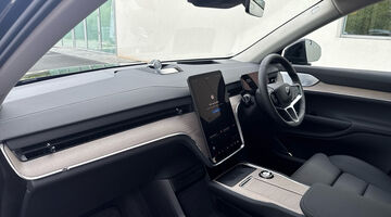 2026 Volvo Twin Motor 106kWh Ultra Auto 4WD 5-door (Black) - Image: 2