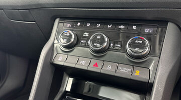 2023 Škoda 2.0 TSI Laurin & Klement DSG 4WD Euro 6 5-door (7 Seat) (Silver) - Image: 15