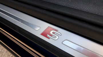 2024 Audi 2.0 TFSI Black Edition S Tronic quattro Euro 6 5-door (Blue) - Image: 15