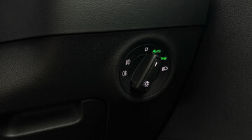 2023 Škoda TSI ACT SE Drive DSG Euro 6 5-door (White) - Image: 28