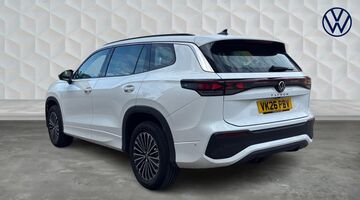 2026 Volkswagen 2.0 TDI Life DSG Euro 6 5-door (White) - Image: 3