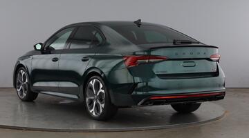 2026 Škoda Hatch vRS 2.0 TSI 265 PS DSG (Green) - Image: 3