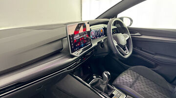 2026 Volkswagen TSI R-Line Euro 6 5-door (Black) - Image: 2