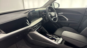 2025 Audi 2.0 TFSI Sport S Tronic quattro Euro 6 5-door (White) - Image: 2