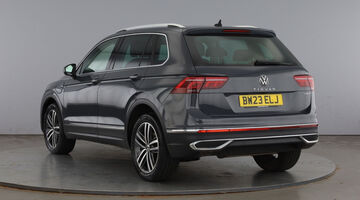 2023 Volkswagen TSI 13kWh Elegance DSG Euro 6 5-door (Grey) - Image: 3