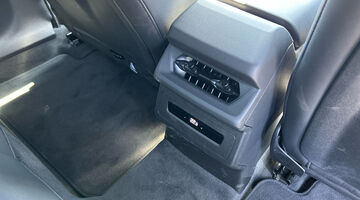 2026 Audi Sportback S line e-tron 210,00 kW (White) - Image: 9