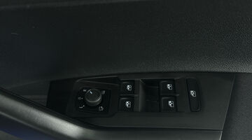 2024 Volkswagen 1.0 TSI Match Euro 6 5-door (Blue) - Image: 20