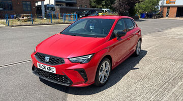 2026 SEAT 1.0 TSI FR Euro 6 5-door (Red) - Image: 11