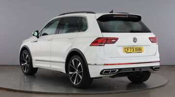 2023 Volkswagen 2.0 TDI R-Line DSG Euro 6 5-door (White) - Image: 3