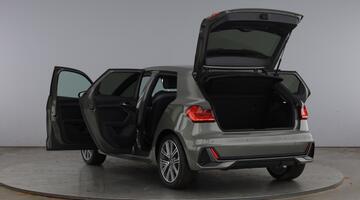 2026 Audi Sportback S line 30 TFSI 116 PS S tronic (Grey) - Image: 11