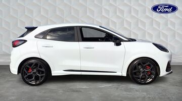 2023 Ford 1.0T EcoBoost MHEV ST DCT Euro 6 5-door (White) - Image: 4