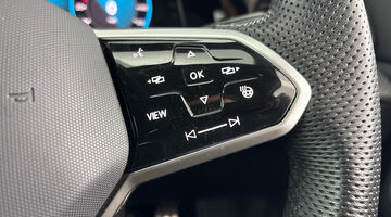 2024 Volkswagen ETSI MHEV R-Line DSG Euro 6 5-door (Grey) - Image: 25