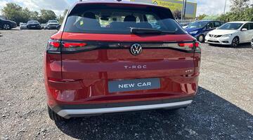2026 Volkswagen New Life 1.5 eTSI 116 PS 7-speed DSG 5-door (Red) - Image: 24