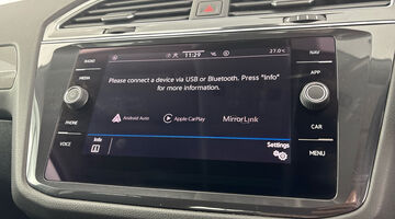 2023 Volkswagen TSI Life Euro 6 5-door (Grey) - Image: 23