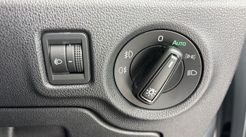 2023 Škoda 1.0 TSI Colour Edition Euro 6 5-door (Silver) - Image: 21