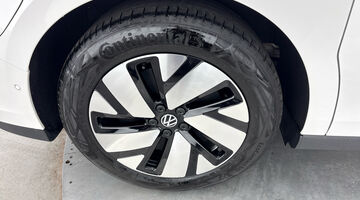 2025 Volkswagen Pro 79kWh Commerce Plus Auto 5-door (White) - Image: 17