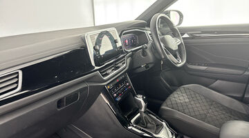 2023 Volkswagen TSI R-Line DSG Euro 6 5-door (Black) - Image: 2