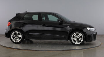 2023 Audi 1.0 TFSI 30 S line Sportback Euro 6 5-door (Black) - Image: 4