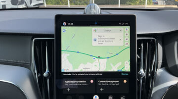 2026 Volvo 2.0 T8 18.8kWh Ultra Black Edition Auto Euro 6 5-door (Grey) - Image: 14