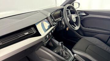 2026 Audi 1.0 TFSI 30 S line Sportback S Tronic Euro 6 5-door (Black) - Image: 2