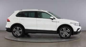2023 Volkswagen TSI Elegance DSG Euro 6 5-door (White) - Image: 4