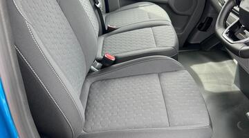 2026 Ford 2.080 EcoBlue Limited Auto L1 H1 Euro 6 5-door (Blue) - Image: 12