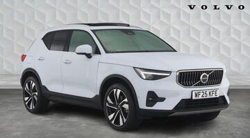 2025 Volvo 2.0 B3 MHEV Ultra Bright DCT Auto Euro 6 5-door (Blue) - Image: 1