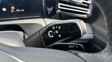 2024 Volkswagen ETSI MHEV R-Line DSG Euro 6 5-door (Black) - Image: 38