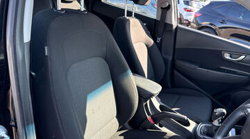 2021 Hyundai 1.0 T-GDi MHEV SE Connect Euro 6 5-door (Black) - Image: 24