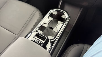 2026 Volvo P5 Long Range 69kWh Plus Auto 5-door (Black) - Image: 19