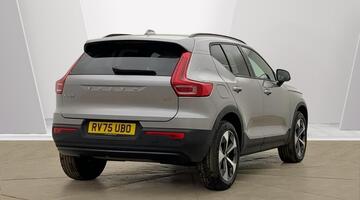 2025 Volvo 2.0 B4 MHEV Plus Dark DCT Auto Euro 6 5-door (Silver) - Image: 3