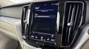 2021 Volvo 2.0h T6 Recharge 11.6kWh Inscription Expression Auto Euro 6 5-door (Grey) - Image: 27