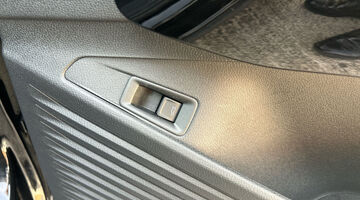 2026 Volkswagen Pro 77kWh Black Edition Auto 5-door (Black) - Image: 27