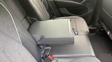 2026 Volkswagen TSI eHybrid 19.7kWh Elegance DSG Euro 6 5-door (Silver) - Image: 12